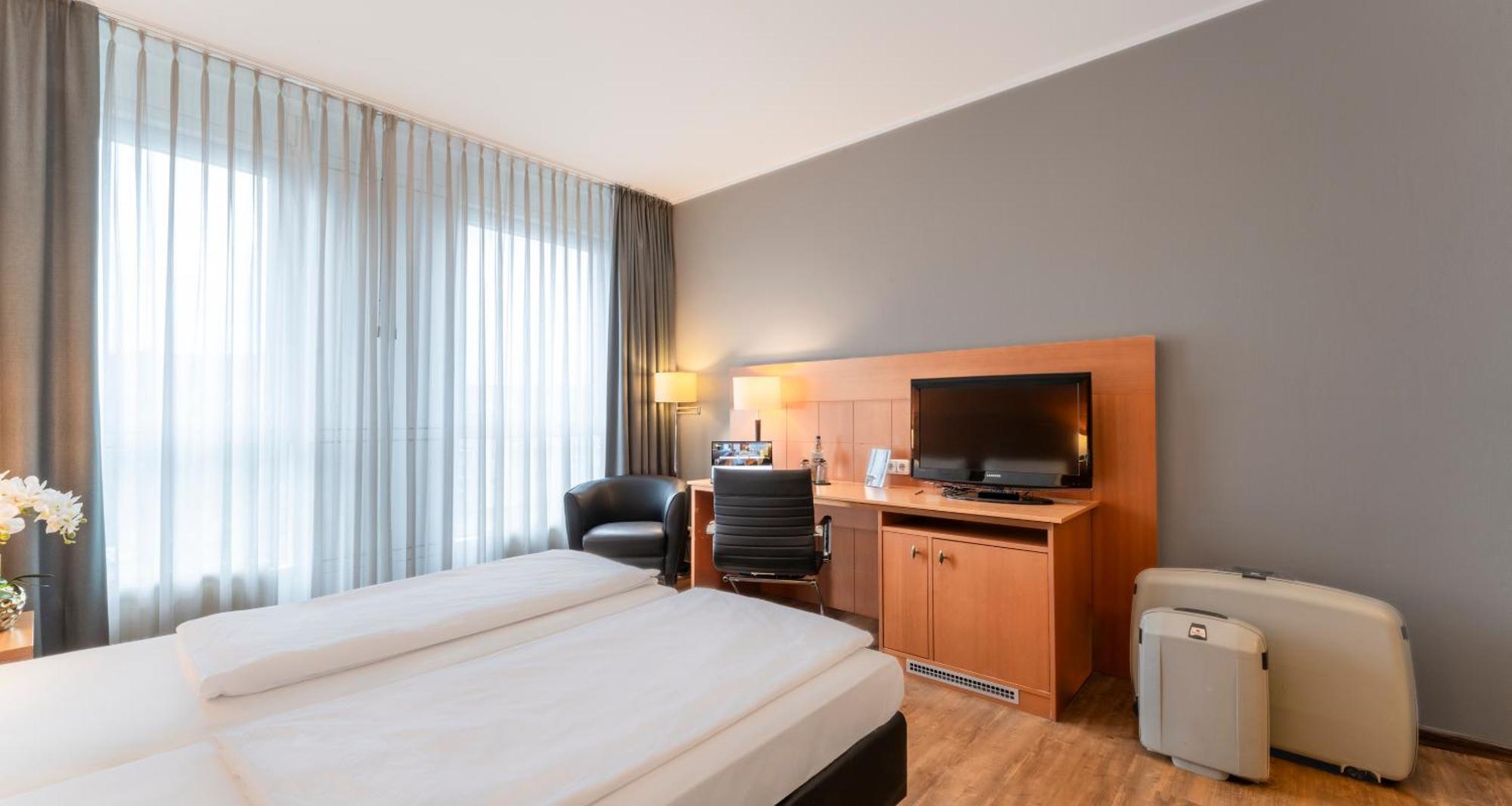 Plaza Premium Koeln 호텔 외부 사진