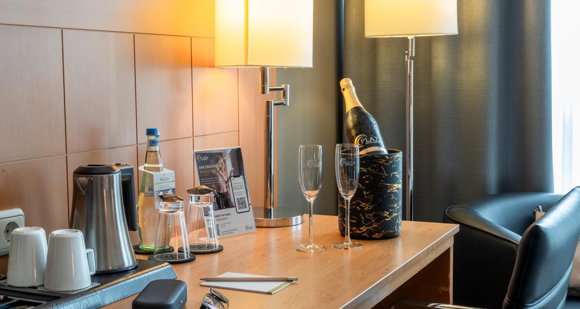 Plaza Premium Koeln 호텔 외부 사진