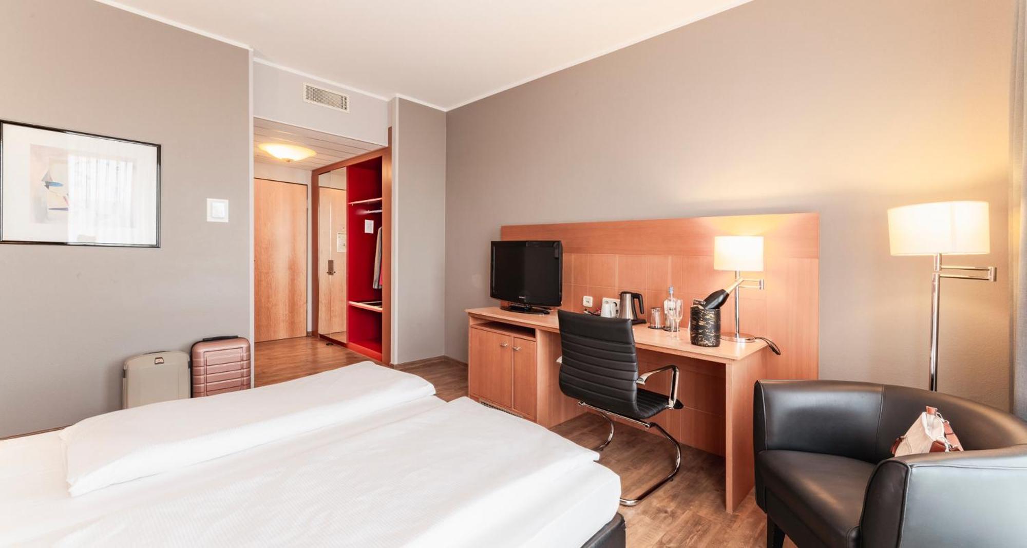 Plaza Premium Koeln 호텔 외부 사진