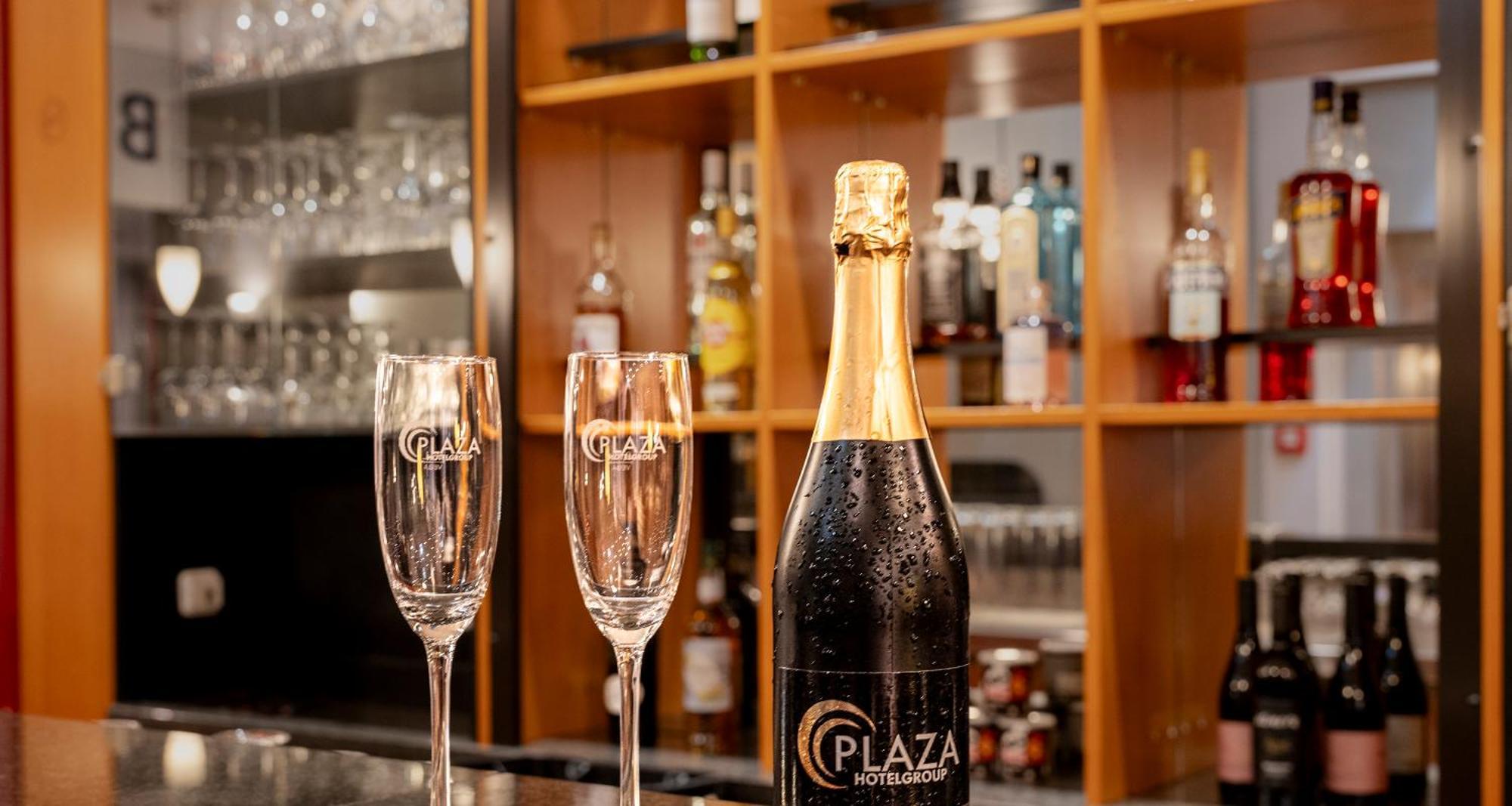 Plaza Premium Koeln 호텔 외부 사진